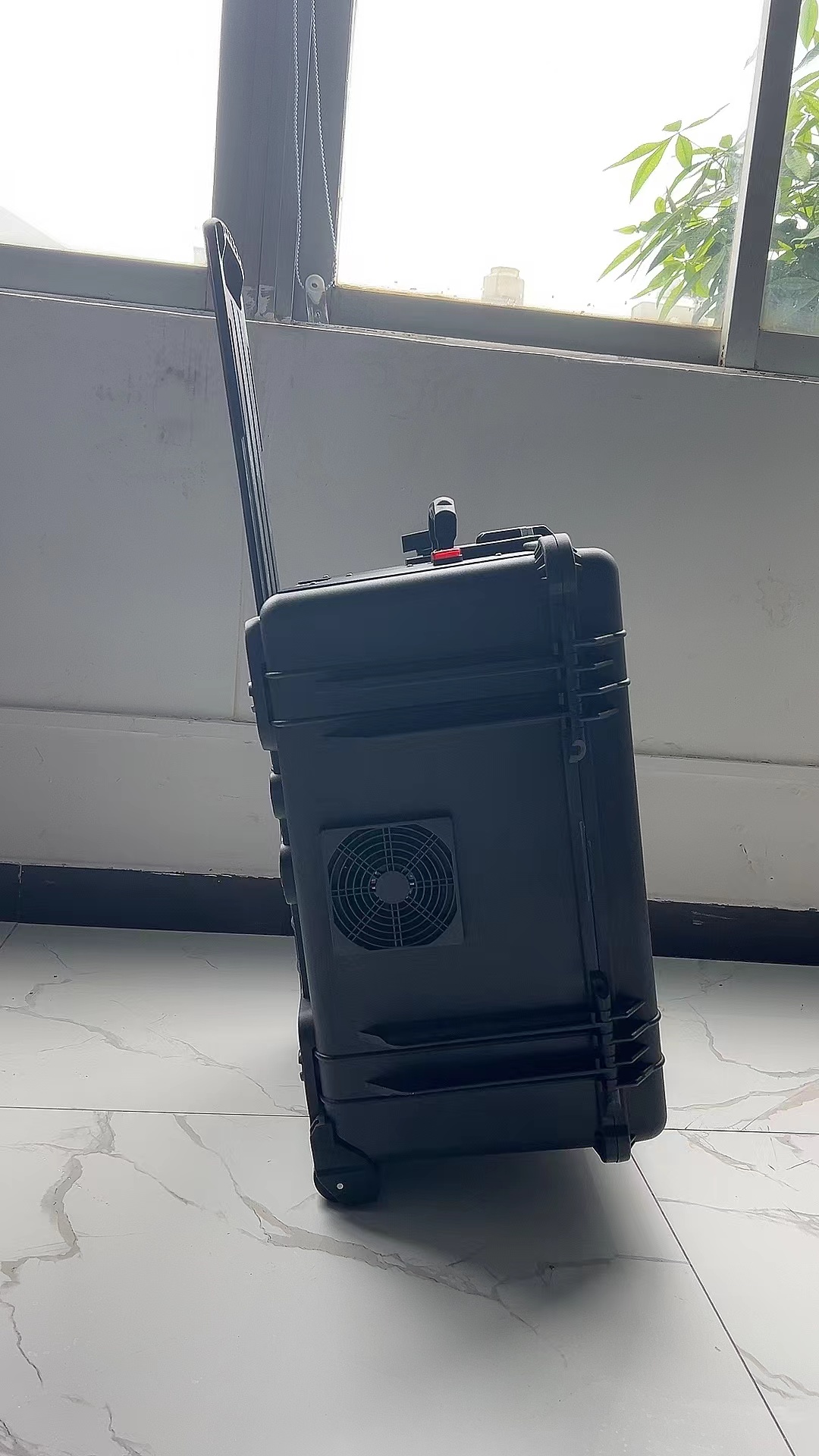 秦皇岛手拉箱型移动通信干扰器